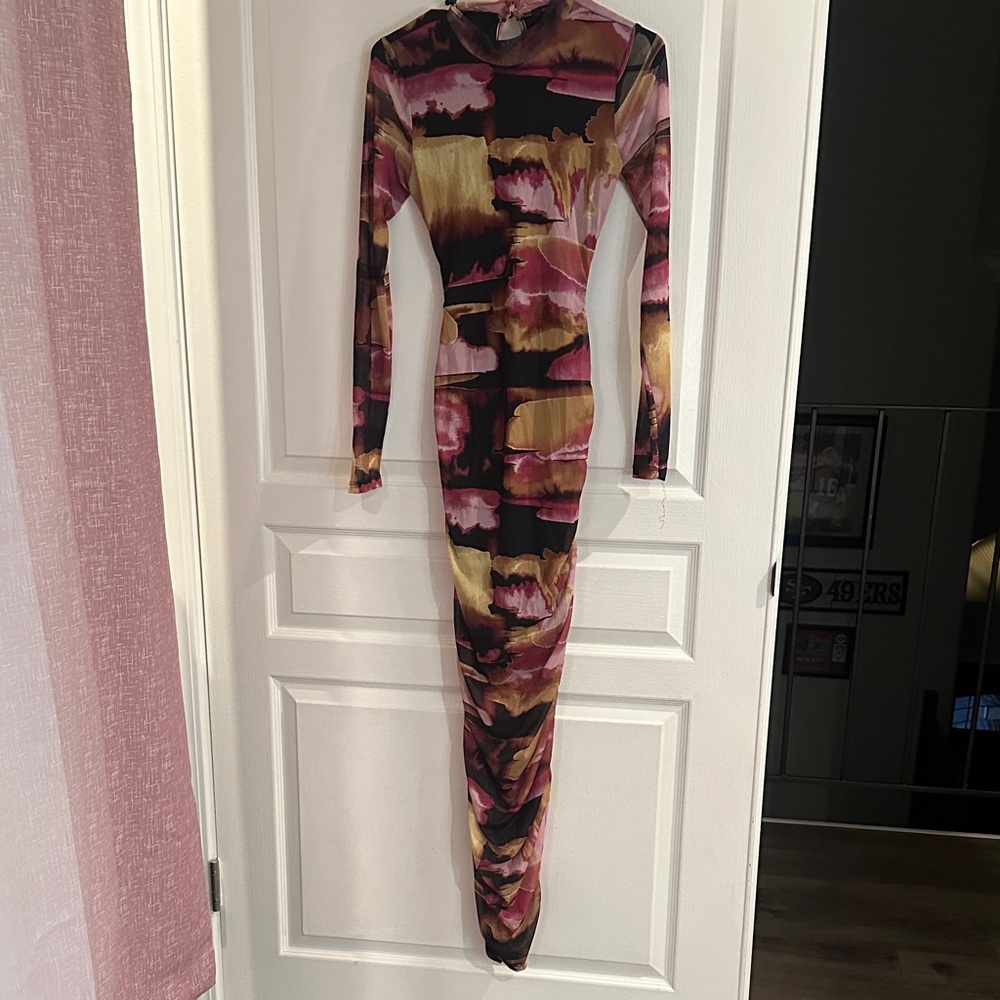 Forever 21 Multicolor Abstract Long Sleeve Dress